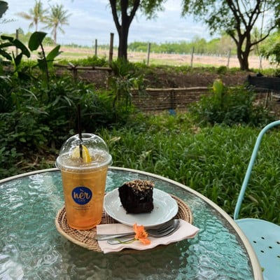 อาหาร หรือ เครื่องดื่ม