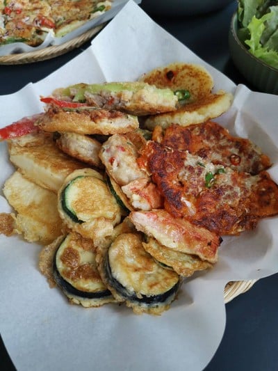 อาหาร หรือ เครื่องดื่ม