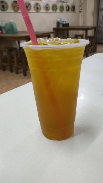 อาหาร หรือ เครื่องดื่ม