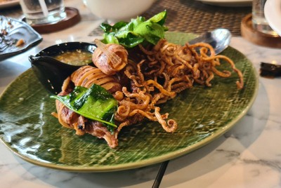 ปลาหมึกทอดน้ำปลา