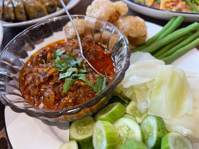 น้ำพริกอ่อง