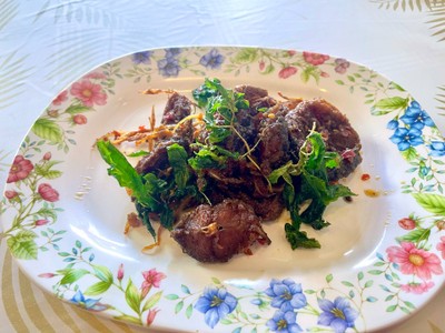 ผัดเผ็ดปลาดุกทอดกรอบ