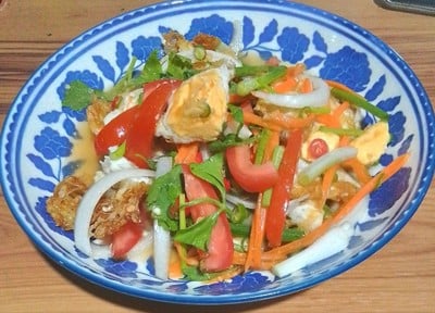 ยำไข่ดาว ยำไข่ดาว