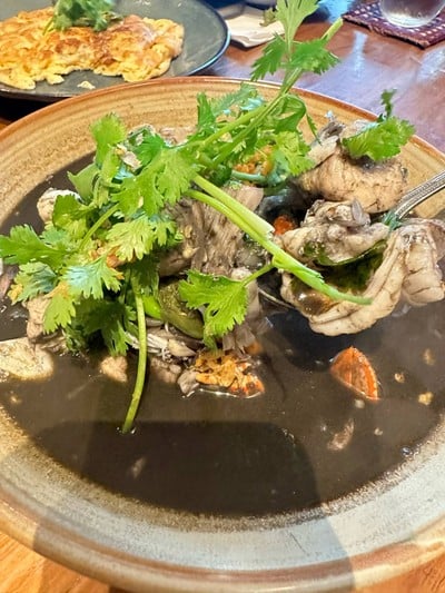 ต้มยำซีฟู้ดน้ำดำ