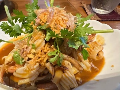 หมึกผัดซอสพริก