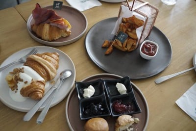James Boulangerie พรานนก