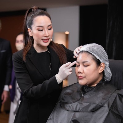 Youthivate Aesthetic Institute สยามพารากอน