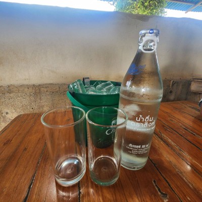 น้ำเปล่า