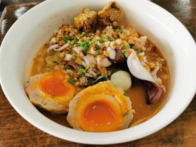 เจริญเส้น 查龙森 เตี๋ยวต้มยำหมู