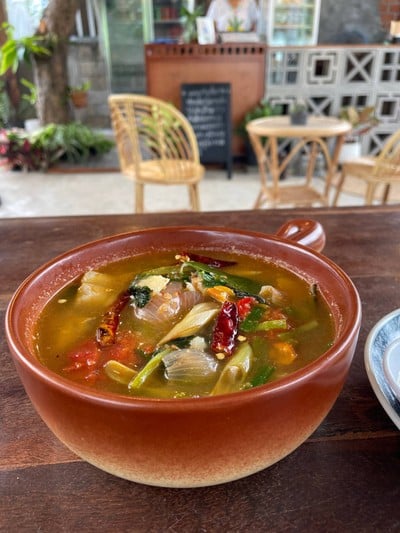 อยู่หลังบ้าน - เชียงใหม่ -