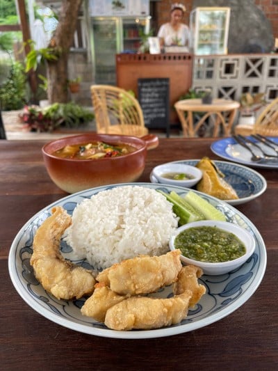 อยู่หลังบ้าน - เชียงใหม่ -