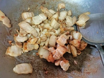 วิธีทำ สามชั้นคั่วพริกเกลือ วิธีทำ สามชั้นคั่วพริกเกลือ