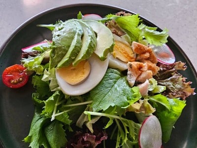 Avocado salad