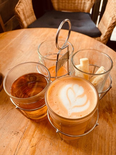 ชุดชาไทยร้อน