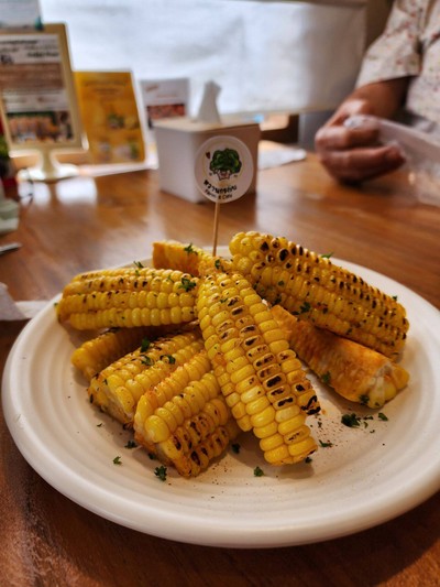 อาหาร หรือ เครื่องดื่ม