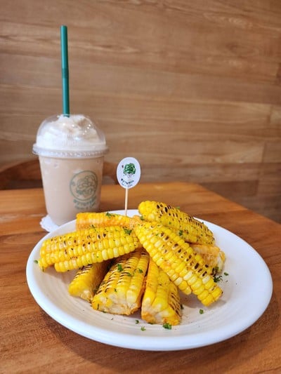 อาหาร หรือ เครื่องดื่ม