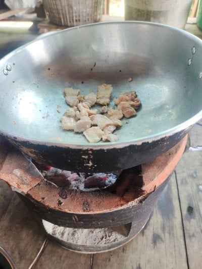 วิธีทำ ผัดผักบุ้งหมูชิ้นเต็มคำ