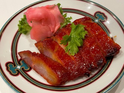 หมูแดงอร่อย
