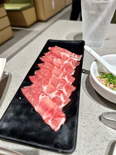 สันคอหมูคุโรบุตะ