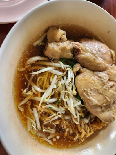 มาม่าไก่ตุ๋น
