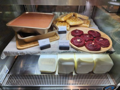 อาหาร หรือ เครื่องดื่ม