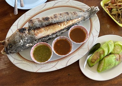 ปลาช่อนเผาเกลือ