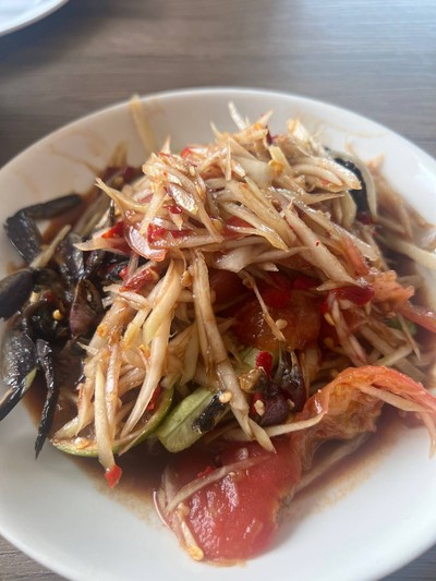 อาหาร หรือ เครื่องดื่ม