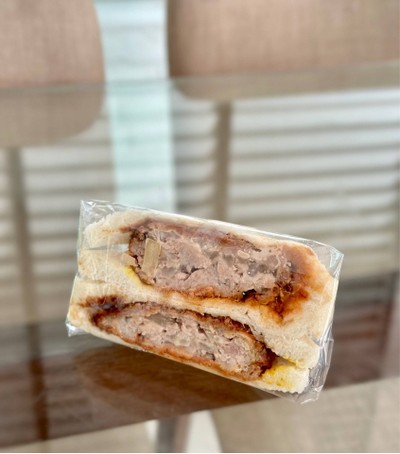 แซนวิชหมูสับกับหัวหอมใหญ่