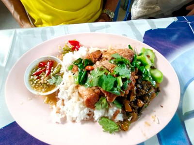ข้าวขาหมู