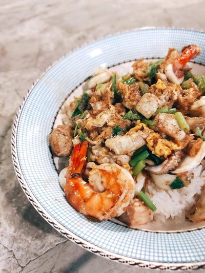 อาหาร หรือ เครื่องดื่ม