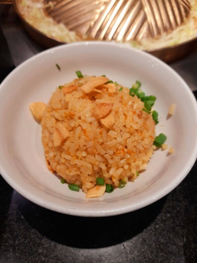 ข้าวผัดกระเทียม