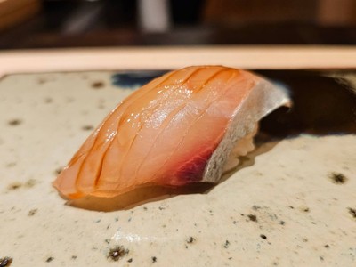 Sushi.Shima Aji (ปลาข้างเหลือง)