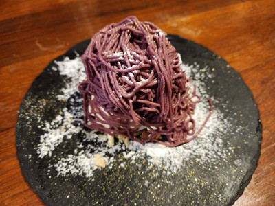 อาหาร หรือ เครื่องดื่ม