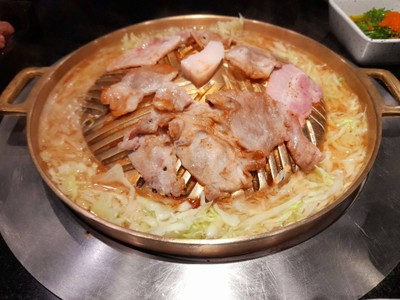 อาหาร หรือ เครื่องดื่ม