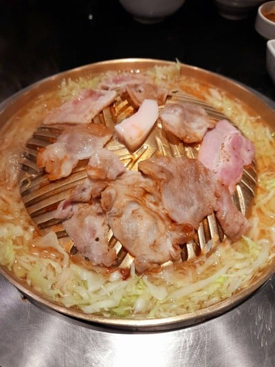 อาหาร หรือ เครื่องดื่ม