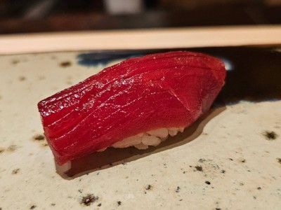 Sushi.Akami Tsuke(เนื้อแดงทูน่า)