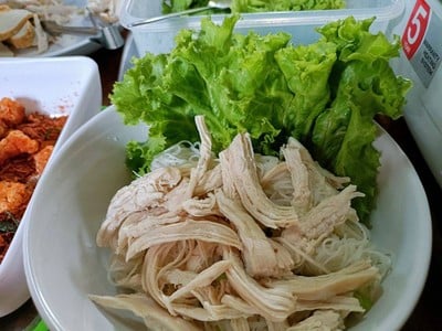 วิธีทำ เส้นหมี่ไก่ฉีก วิธีทำ เส้นหมี่ไก่ฉีก