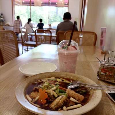 อาหาร หรือ เครื่องดื่ม