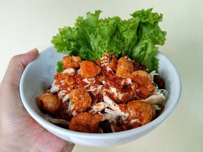 เส้นหมี่ไก่ฉีก