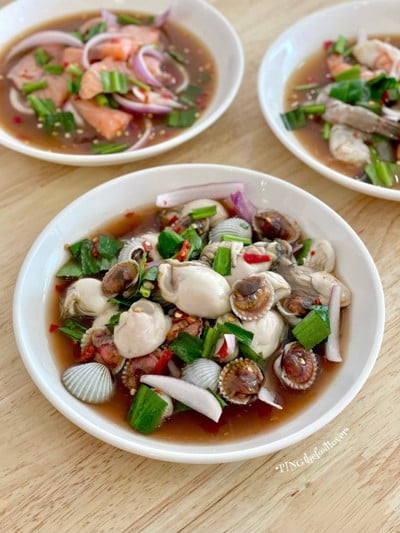 ยำสองหอย