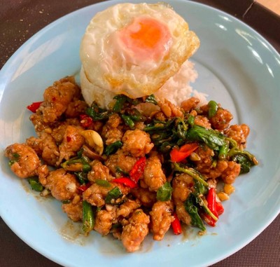 อาหาร หรือ เครื่องดื่ม