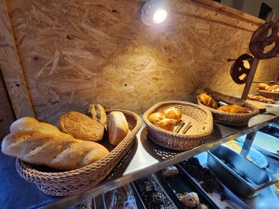 อาหาร หรือ เครื่องดื่ม