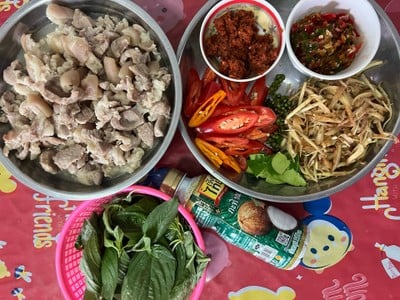 วิธีทำ “ผัดเผ็ดขาหมู”