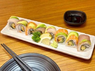 เรนโบว์ 8 ชิ้น