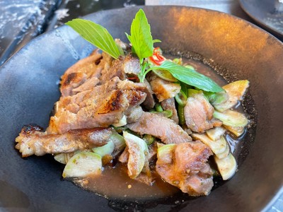 โต่งหมูมะเขือเปราะ
