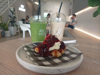 อาหาร หรือ เครื่องดื่ม