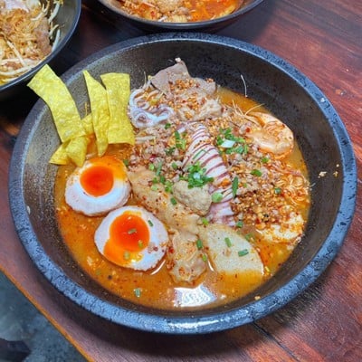 เจริญเส้น 查龙森 เตี๋ยวต้มยำหมู