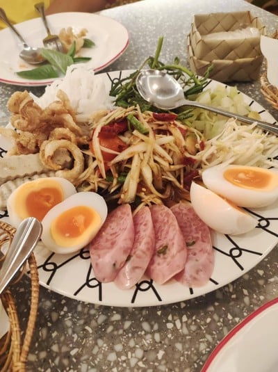 เมนูของร้าน Lay Lao - Ari เล ลาว อารีย์