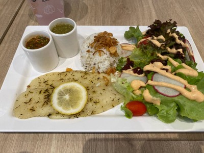 ข้าวปลาบาซาร์ย่าง