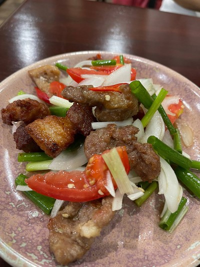 ยำMom Made หมูทอด